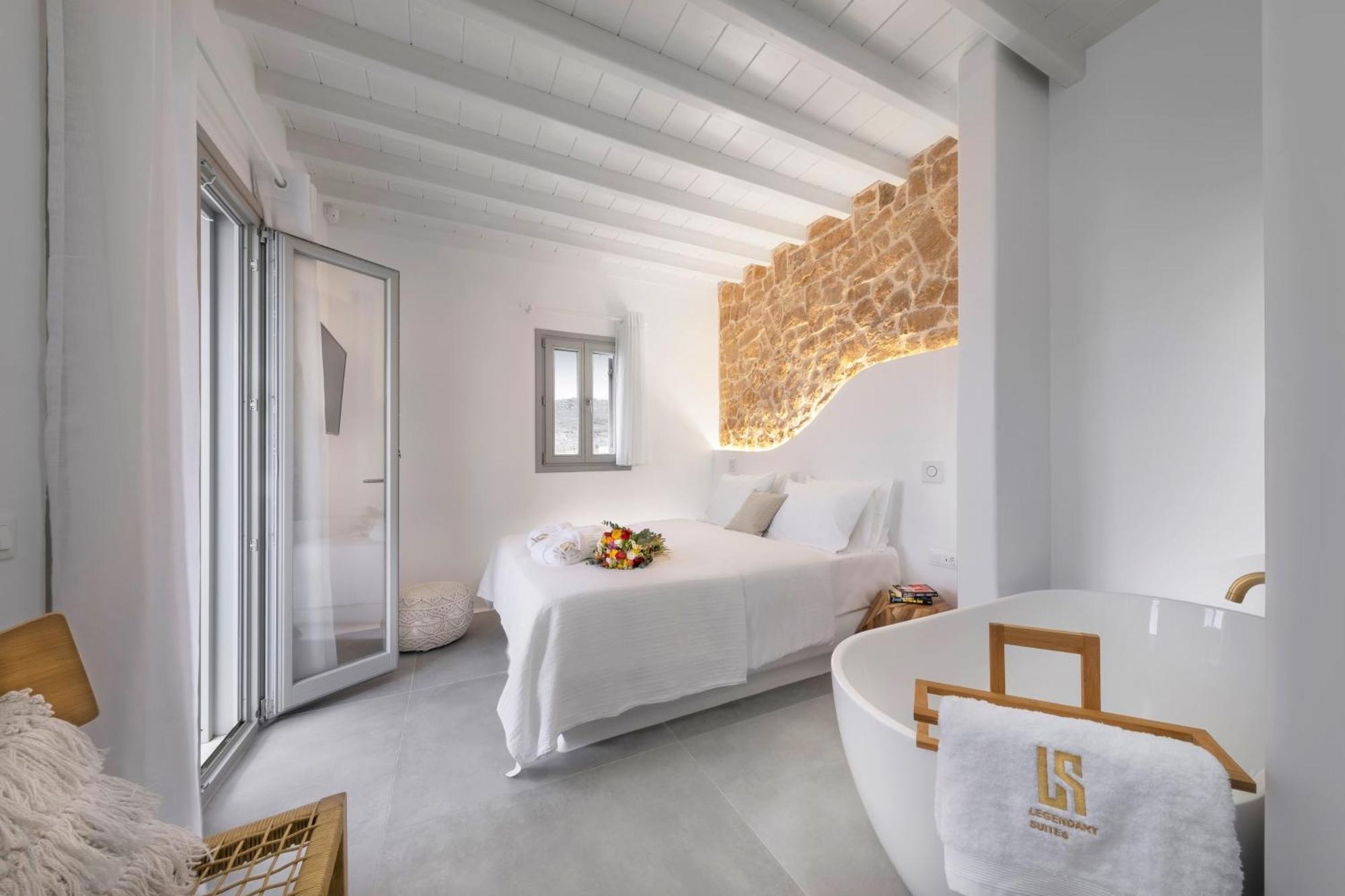 Legendary Hotel 4*